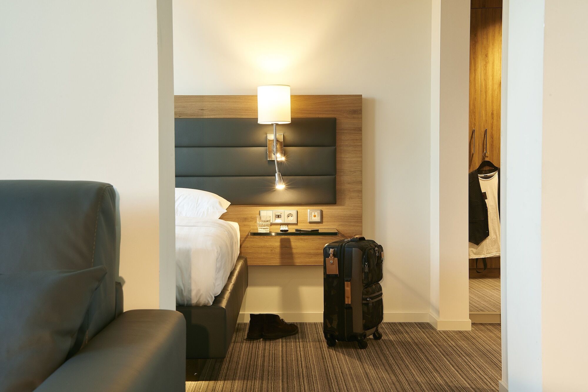 Moxy Edinburgh Airport Hotell Ingliston Eksteriør bilde